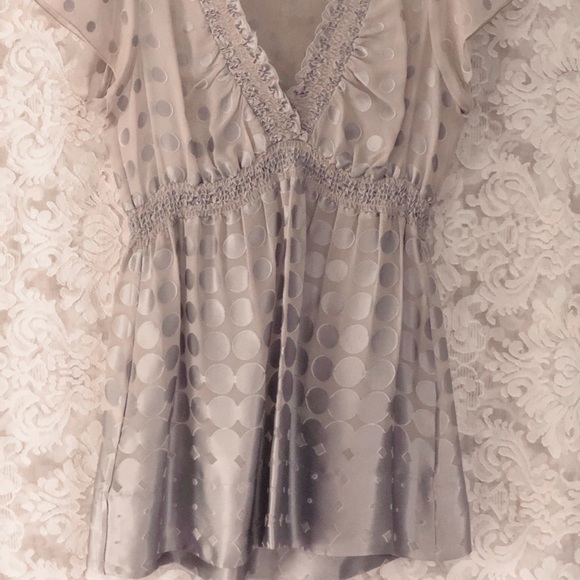 XXS BCBG blouse — never worn, blue silk detailing - Picture 2 of 2